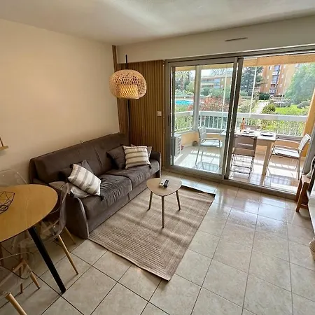Bedroom In Pool Parking Apartamento *